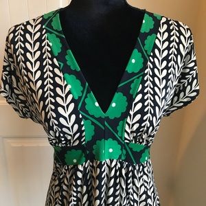 Charlotte Russe floral print v neck shirt